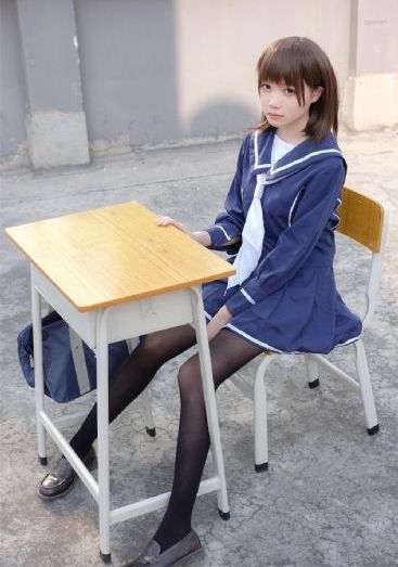 女教师～淫辱の教室动漫观看