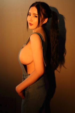 动漫美女靠逼视频