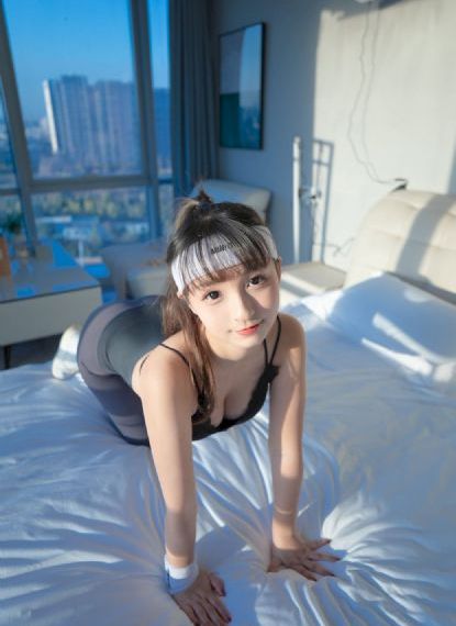 一边吃奶一边摸做爽视频