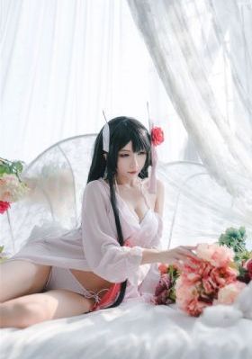 尹律相识