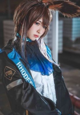 年轻的小姨在线