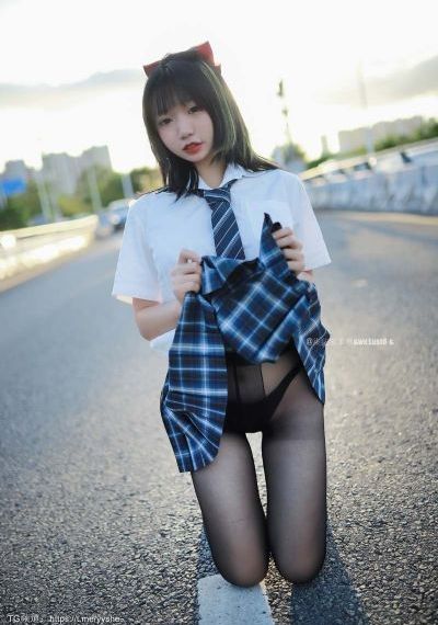 完美的邻居2中字